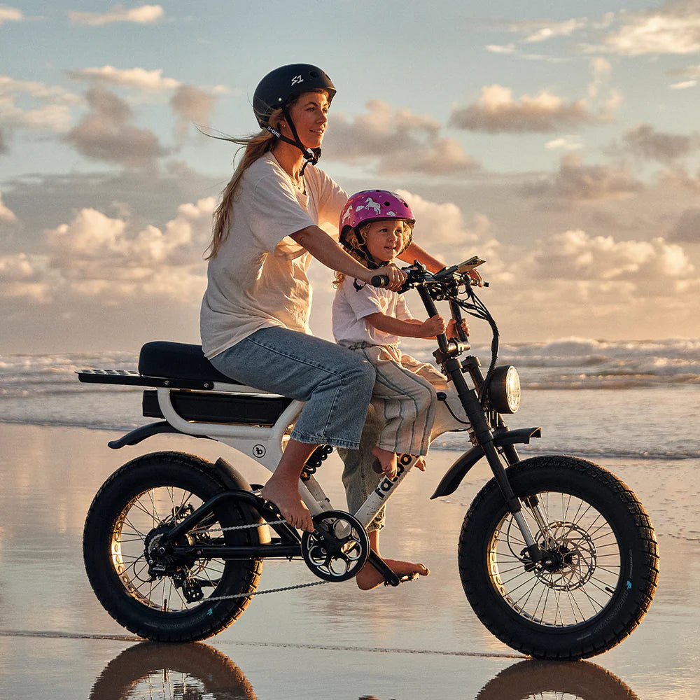 Grom Seat & Foot Pegs - Scrambler